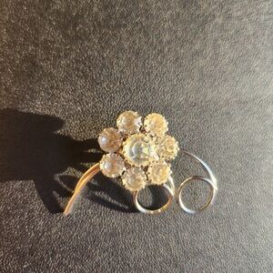Vintage Rhinestone Flower Brooch Silver Tone Swirl Pin Clear Crystal Floral